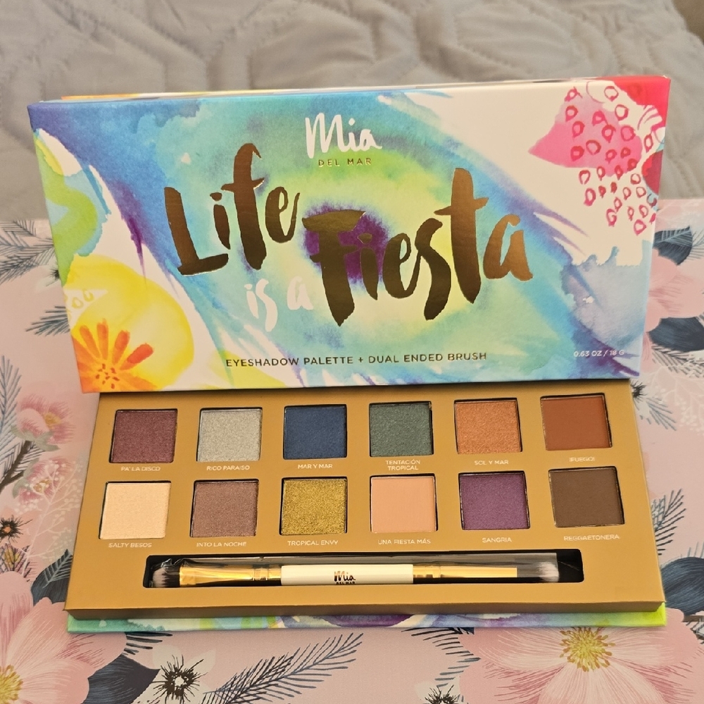 Mia Del Mar- Life is a Fiesta Eyeshadow Palette